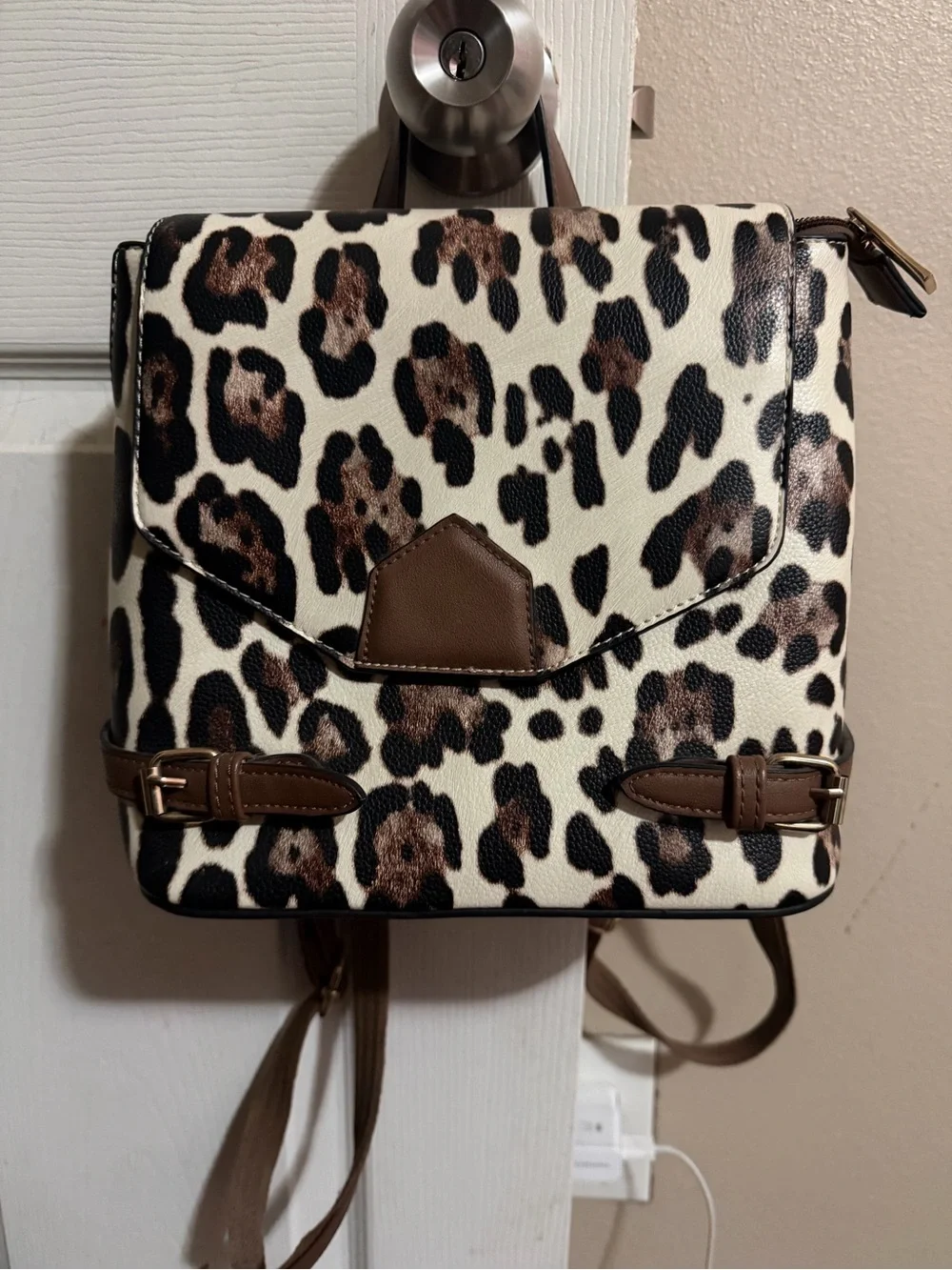 Leopard Print Women’s Backpack - Brown & Black